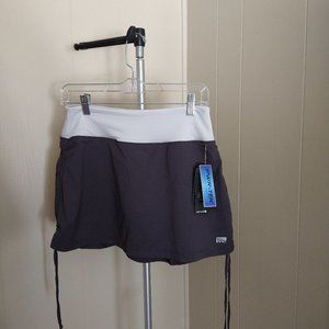 MARIKA PWR-TEK ACTIVEWEAR SKORTS - SIZE M  *NWT*
